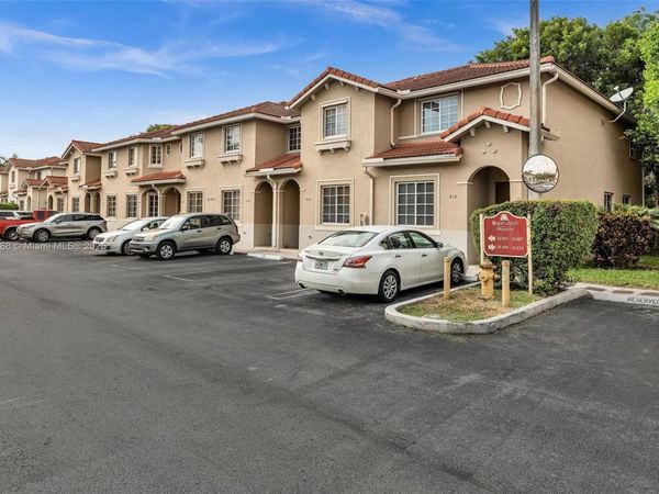 21205 NW 14 PL, Unit 819, Miami Gardens, FL 33169