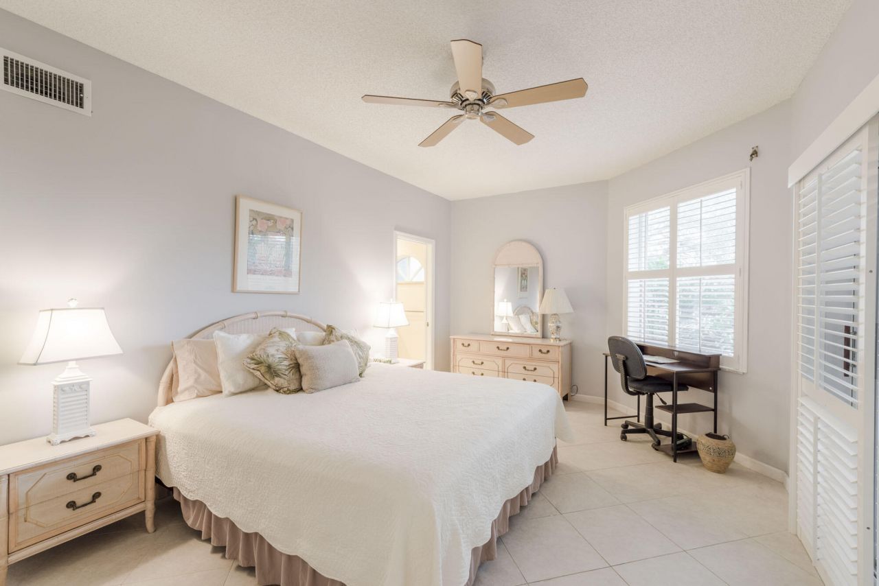 2403 Fairway Drive N, Jupiter, FL 33477 Photo