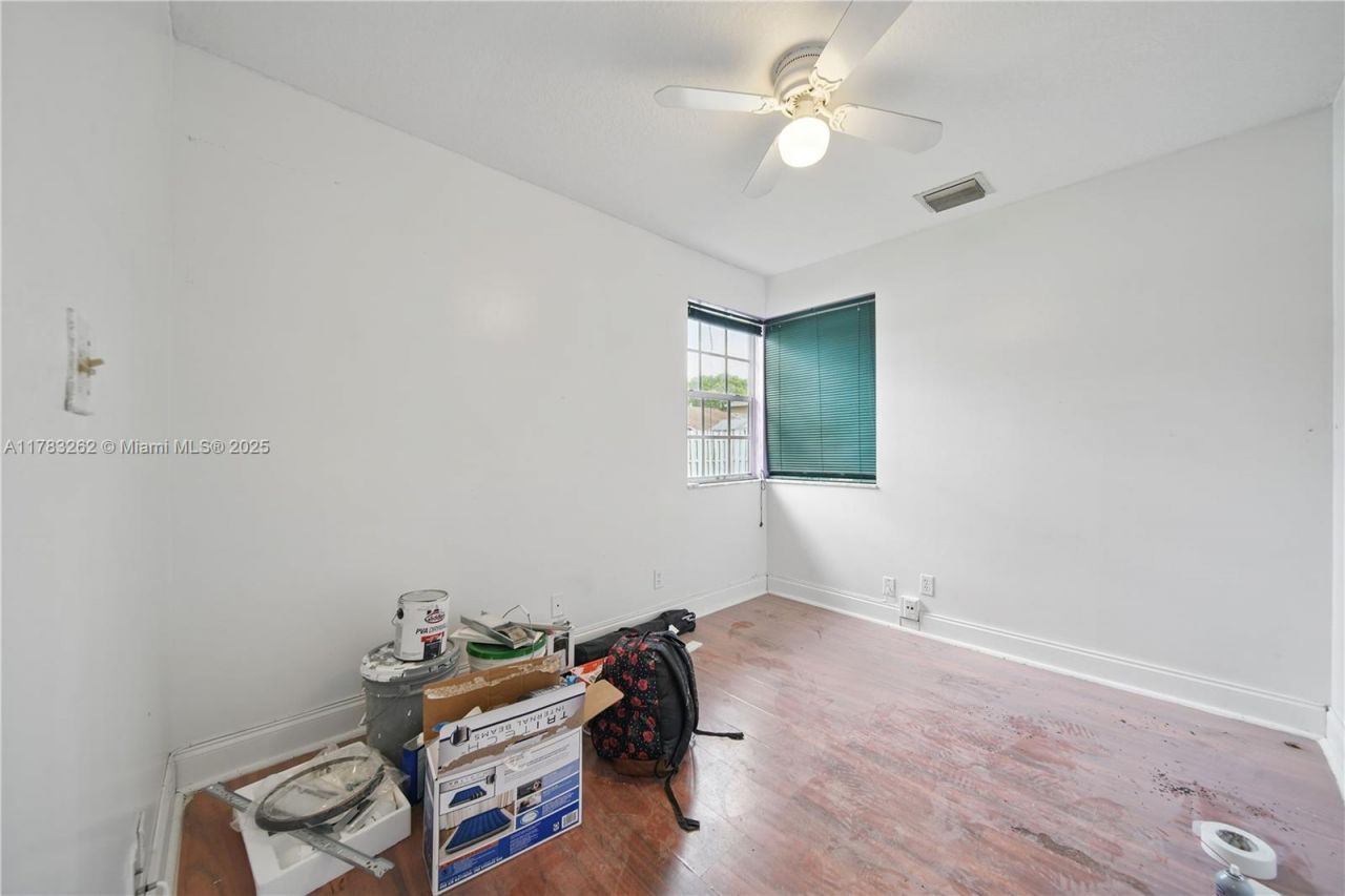 11641 NW 42nd St, Sunrise, FL 33323 Photo