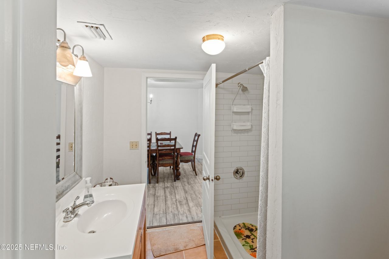 303 SE 3rd Avenue, Melrose, FL 32666 Photo