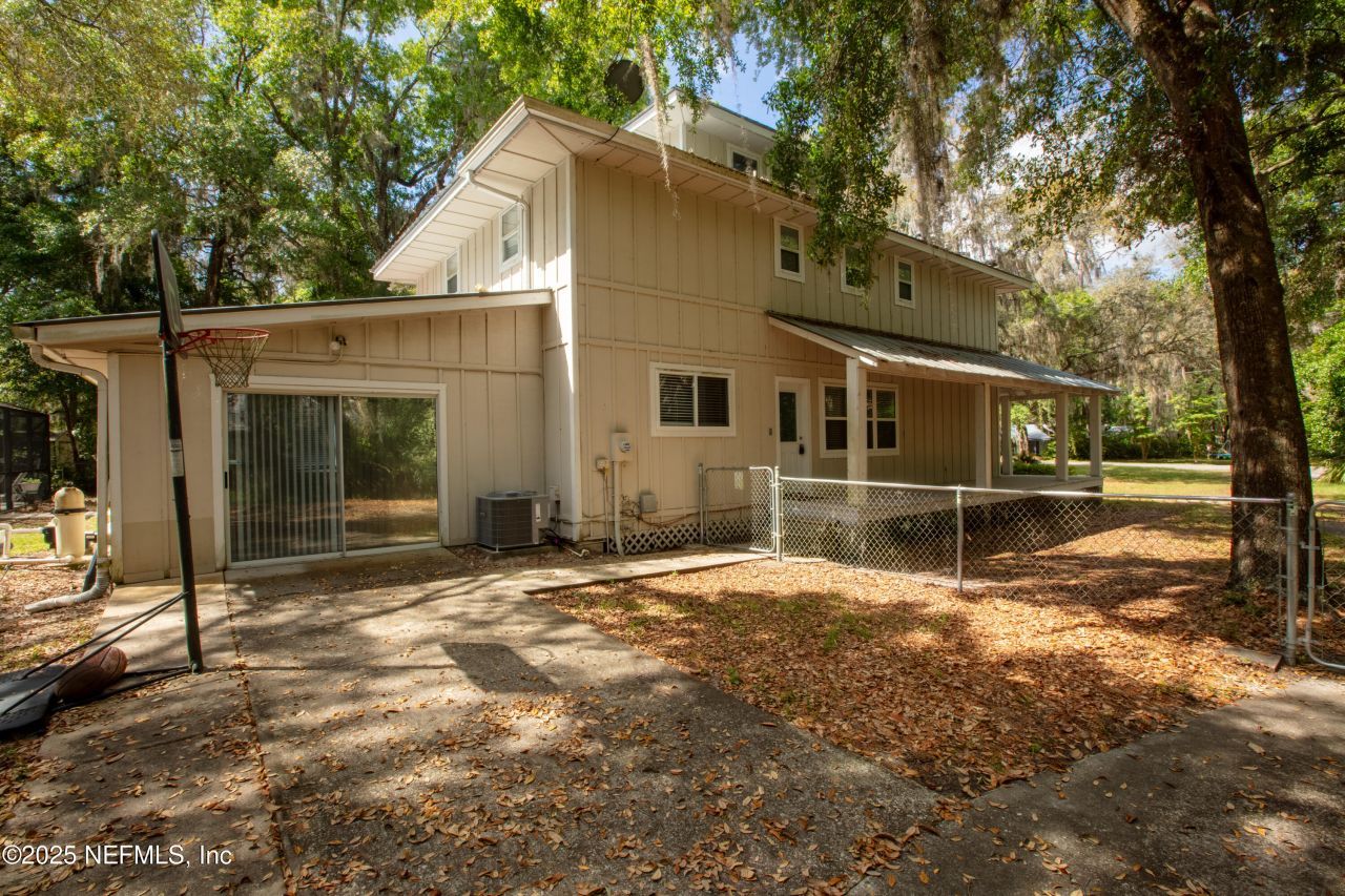 303 SE 3rd Avenue, Melrose, FL 32666 Photo