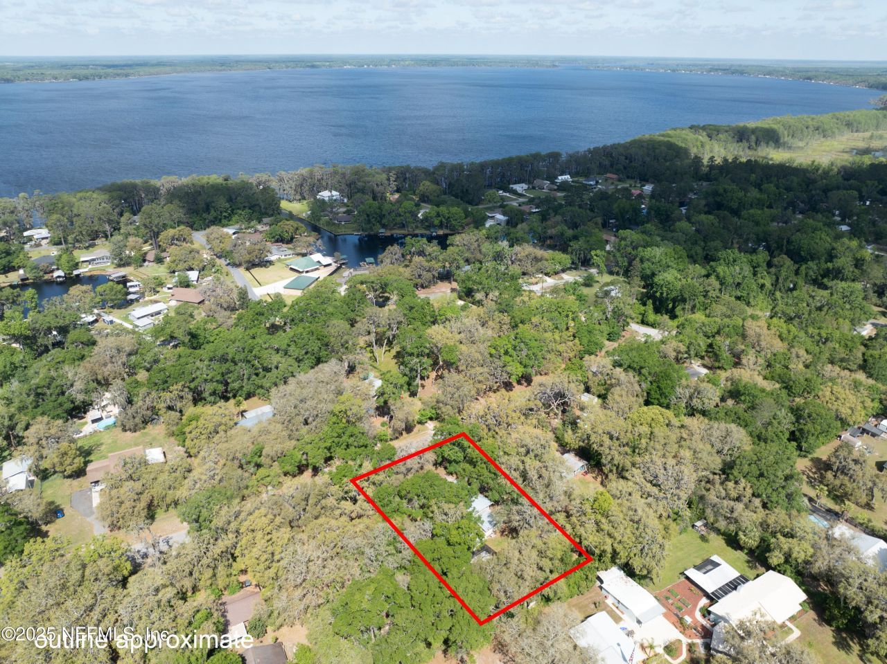 303 SE 3rd Avenue, Melrose, FL 32666 Photo