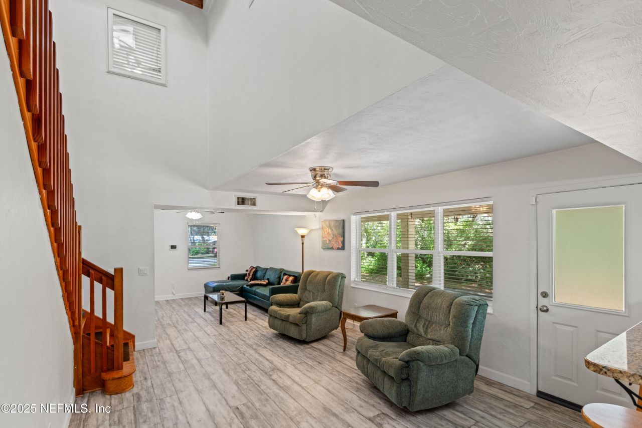 303 SE 3rd Avenue, Melrose, FL 32666 Photo