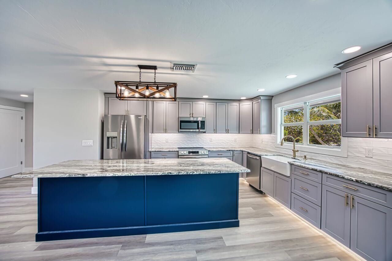 446 Lake Murex Cir, Sanibel, FL 33957 Photo