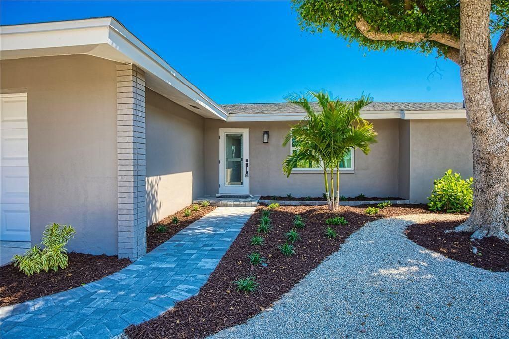 446 Lake Murex Cir, Sanibel, FL 33957 Photo