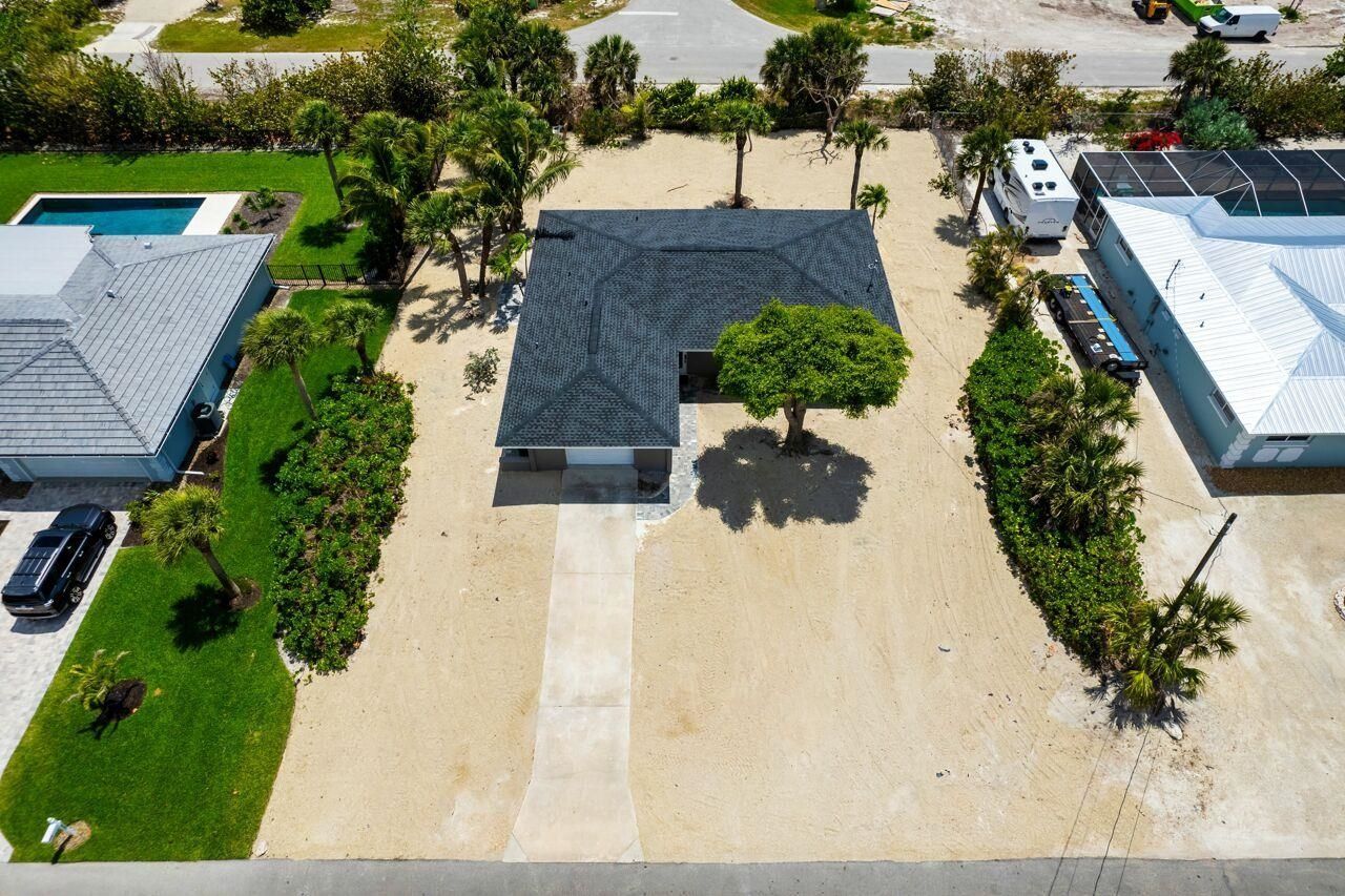 446 Lake Murex Cir, Sanibel, FL 33957 Photo