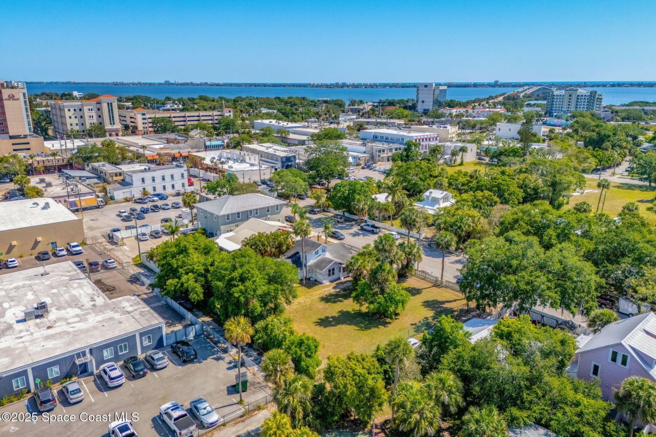 2106 Vernon Place, Melbourne, FL 32901 Photo