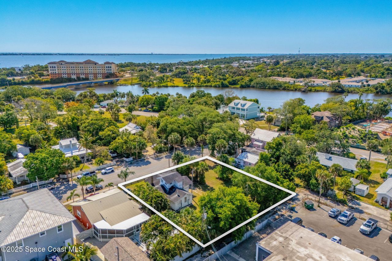 2106 Vernon Place, Melbourne, FL 32901 Photo