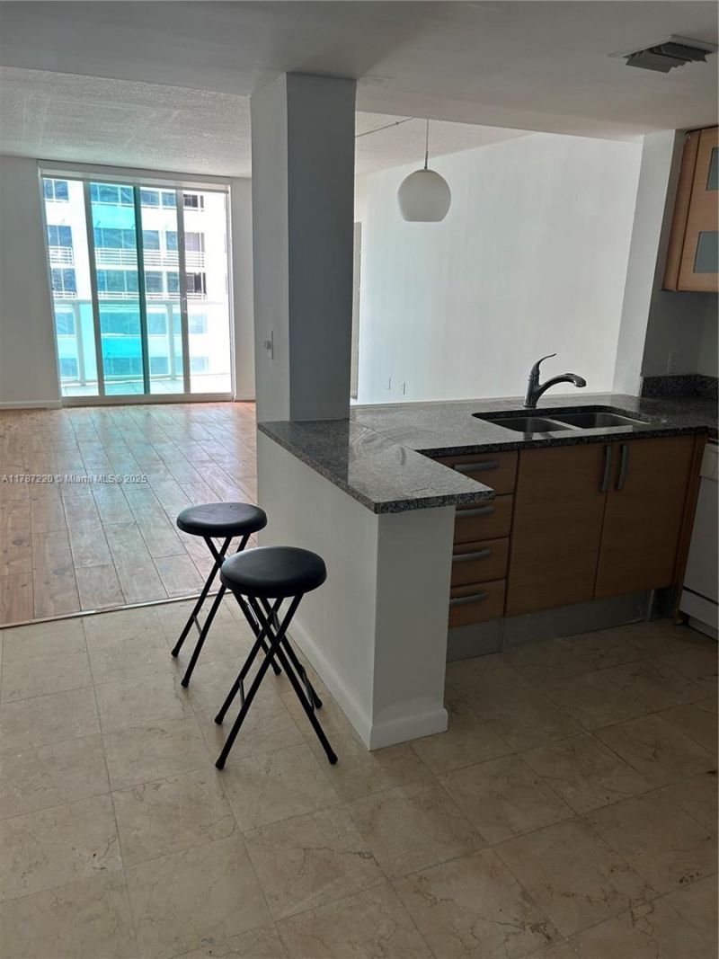 2101 Brickell Ave, Unit 502, Miami, FL 33129 Photo