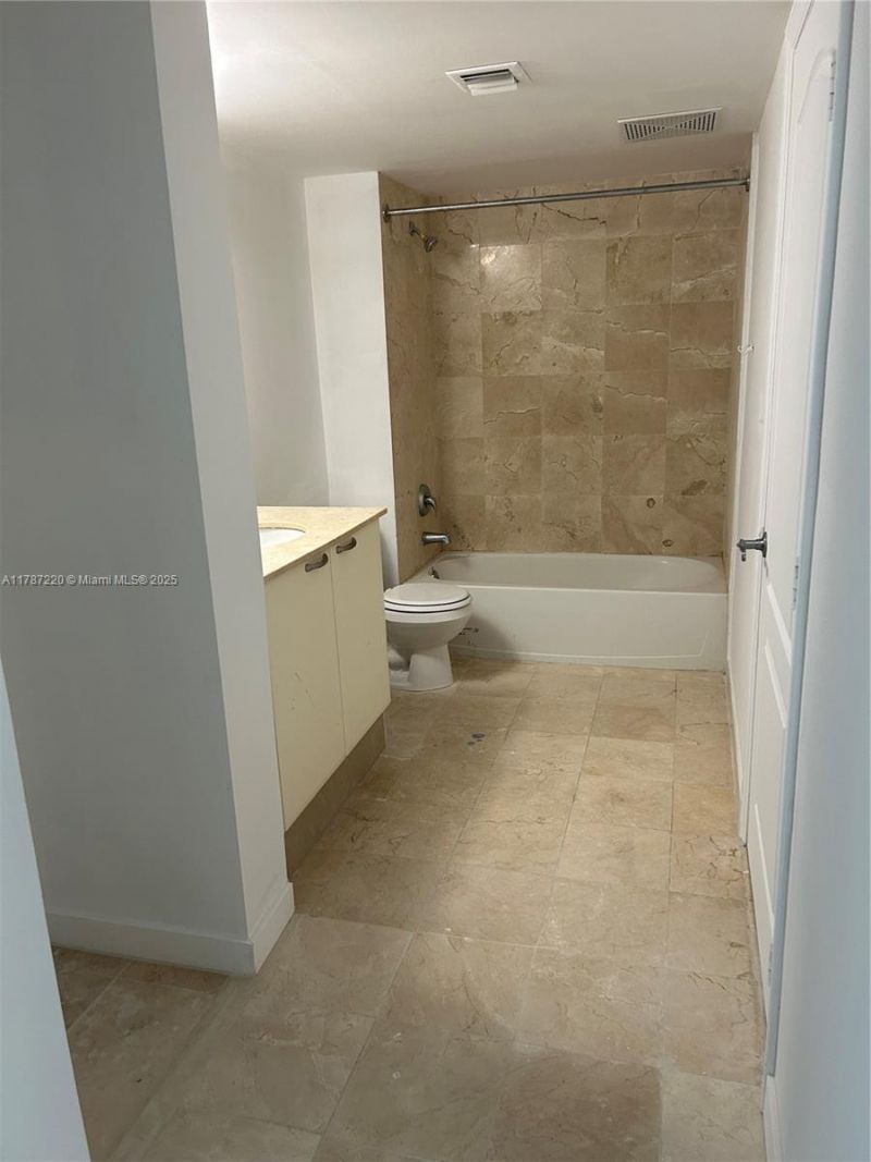 2101 Brickell Ave, Unit 502, Miami, FL 33129 Photo