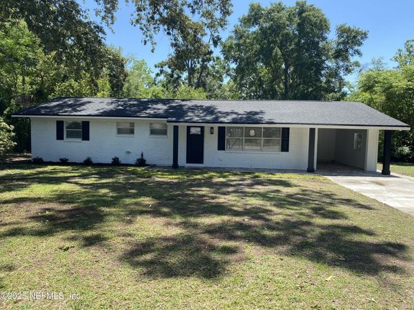 132 SE TRIBBLE Street, Lake City, FL 32025