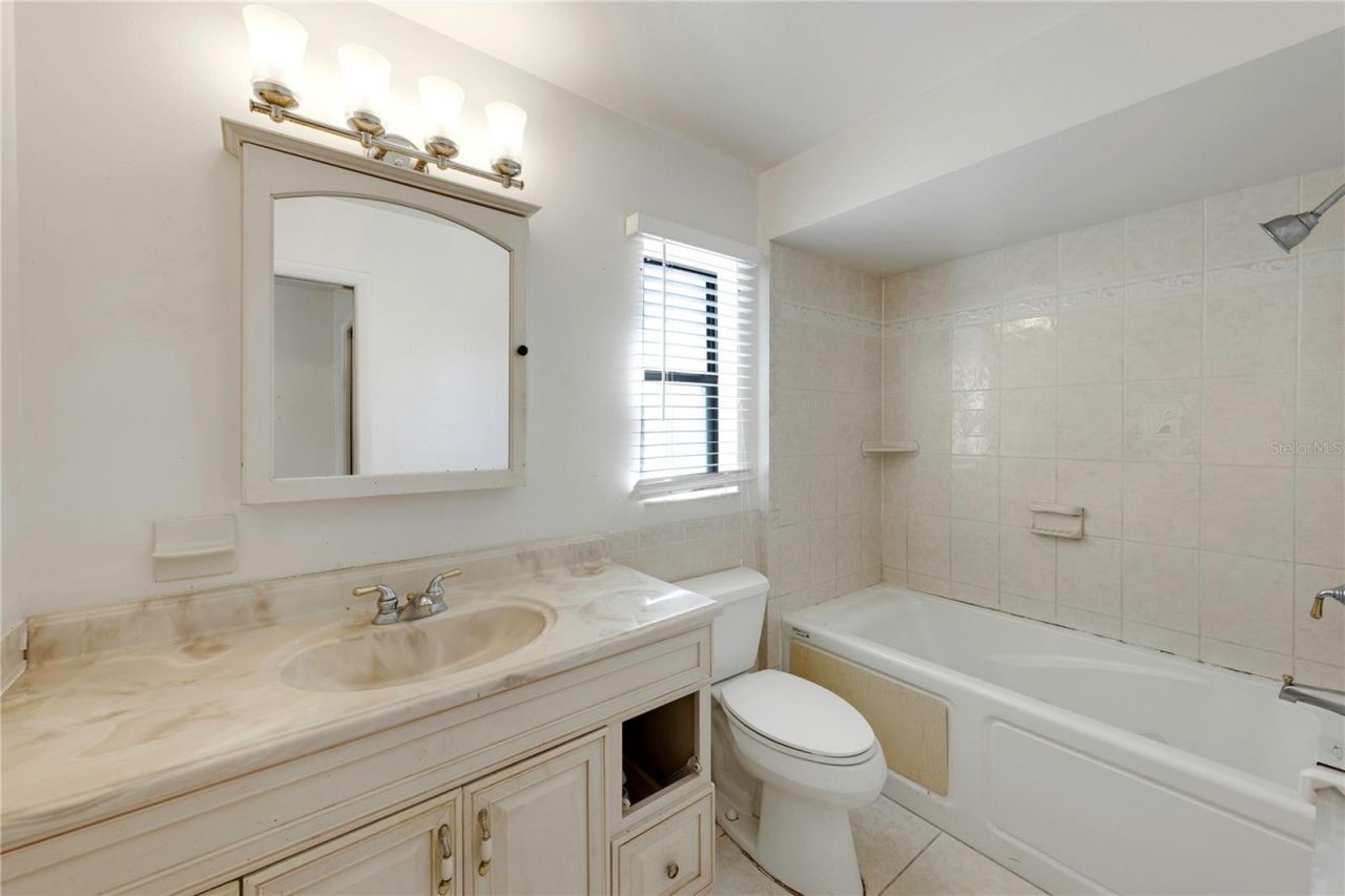 1137 54th Avenue S, Saint Petersburg, FL 33705 Photo