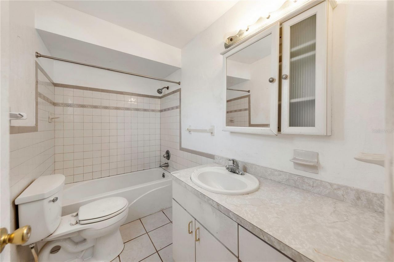 1137 54th Avenue S, Saint Petersburg, FL 33705 Photo