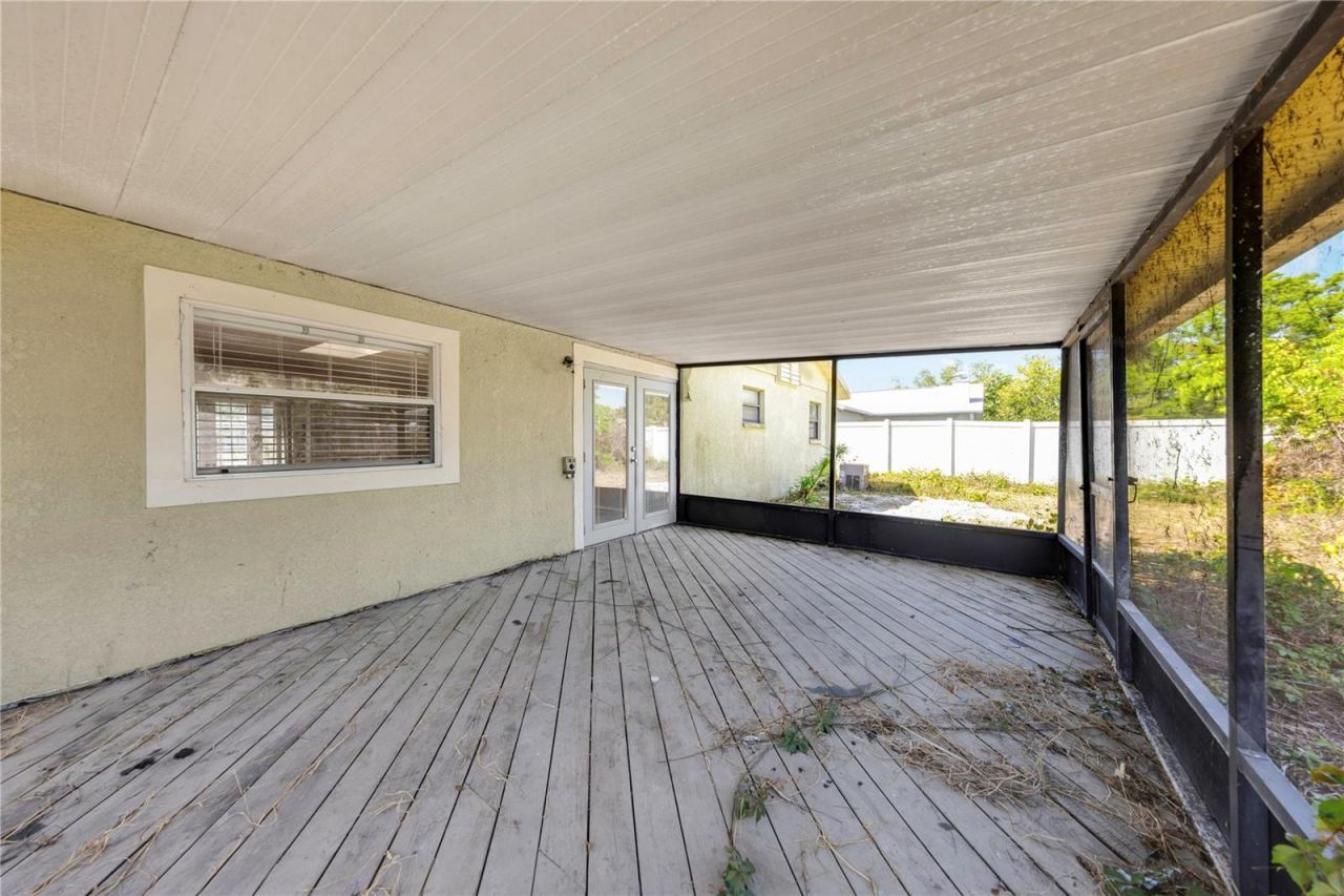 1137 54th Avenue S, Saint Petersburg, FL 33705 Photo