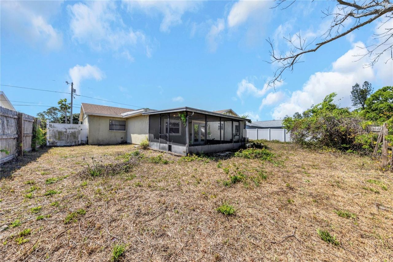 1137 54th Avenue S, Saint Petersburg, FL 33705 Photo