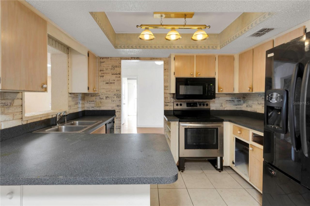 1137 54th Avenue S, Saint Petersburg, FL 33705 Photo