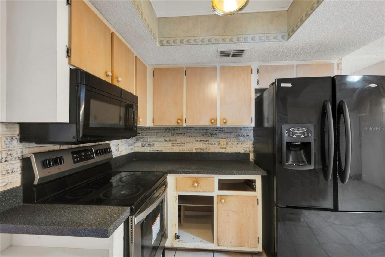 1137 54th Avenue S, Saint Petersburg, FL 33705 Photo