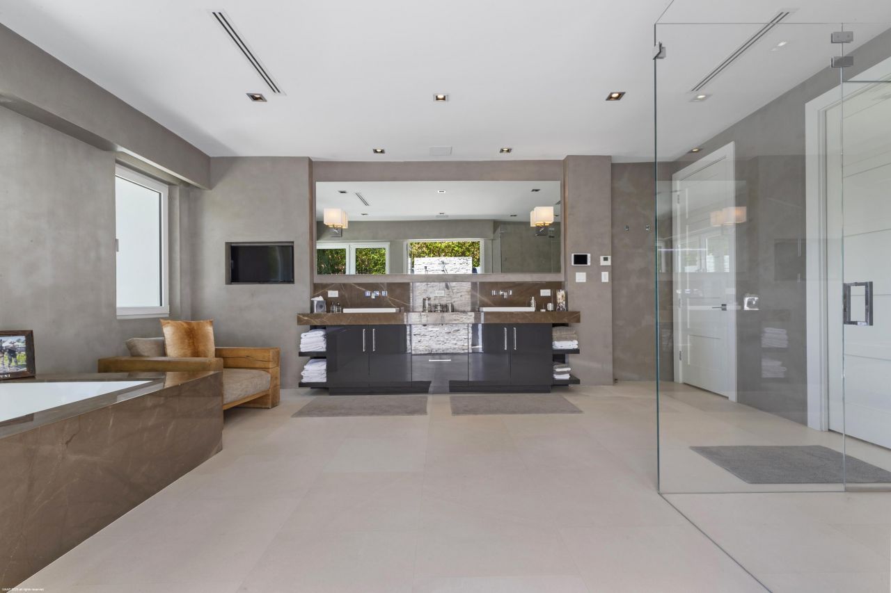 2440 Golf Brook Drive, Wellington, FL 33414 Photo