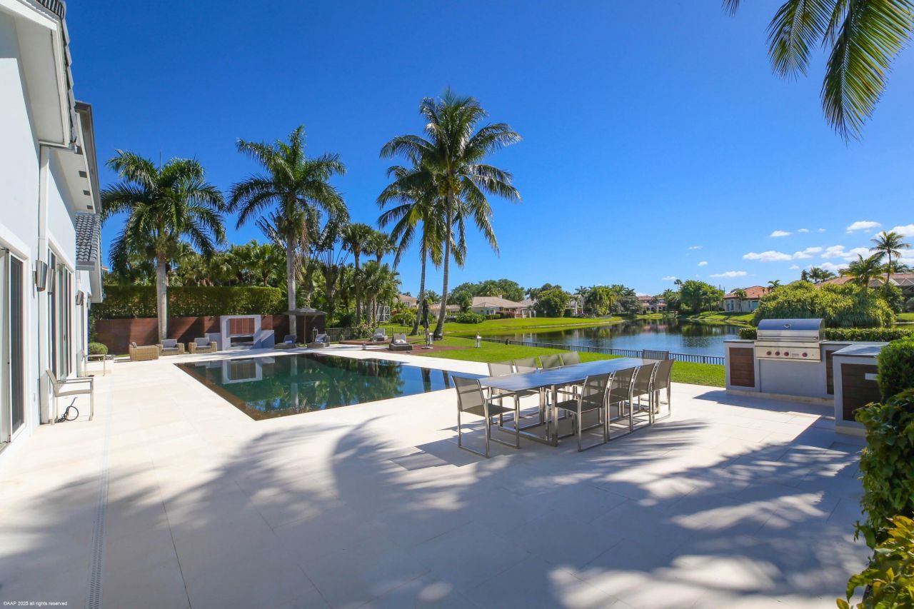 2440 Golf Brook Drive, Wellington, FL 33414 Photo