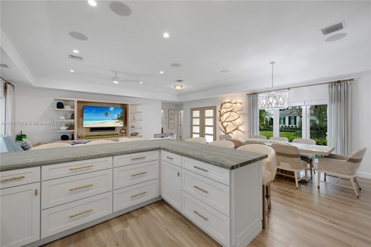 64 Tarpoon Lane, Key Largo, FL 33037 Photo