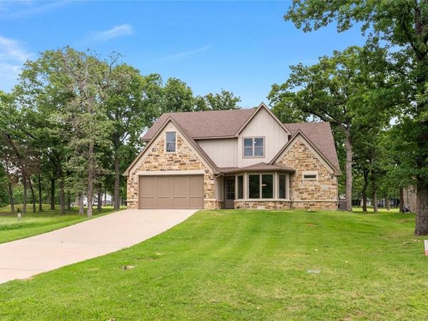 375 St. Andrews Drive, Mabank, TX 75156