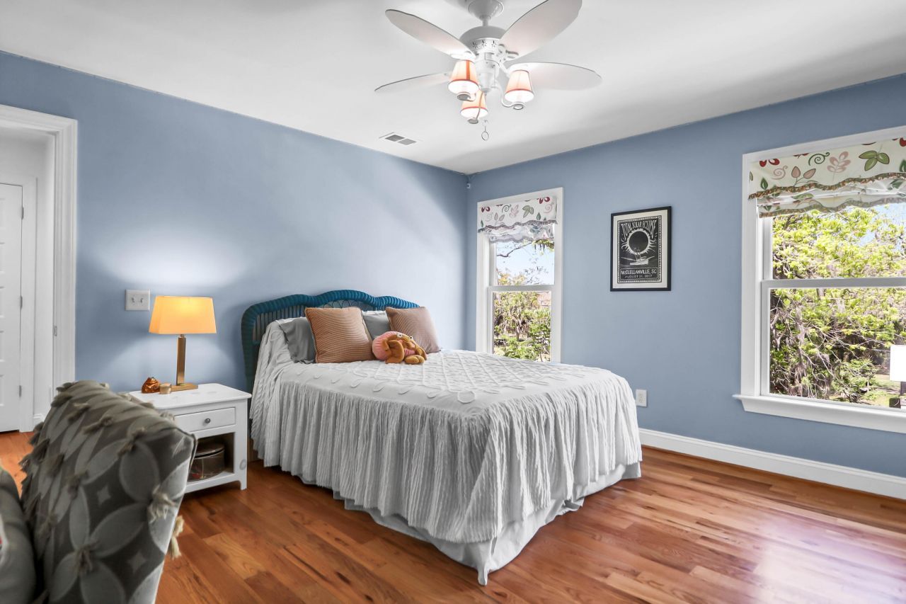 29 Morrison Avenue Photo 36