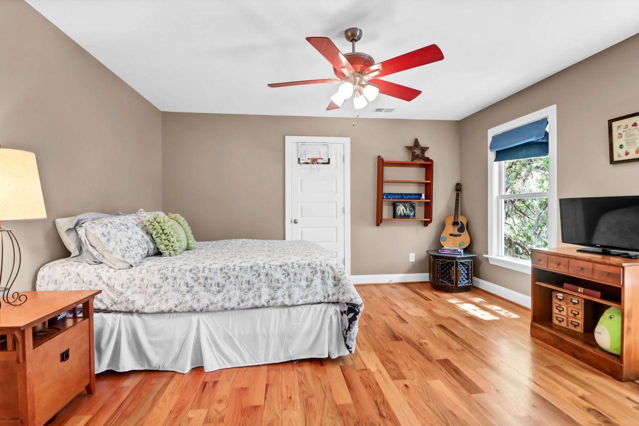 29 Morrison Avenue Photo 38