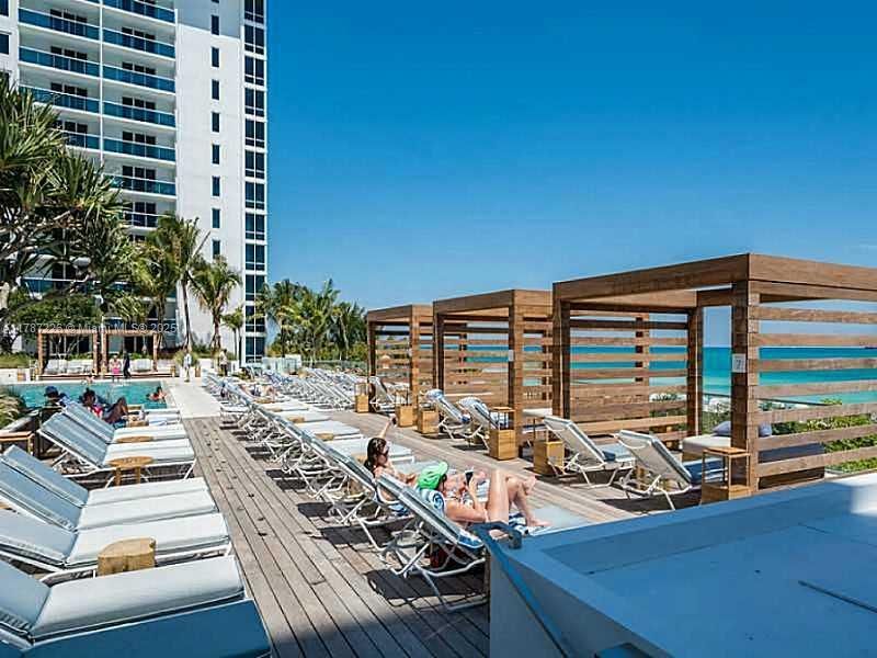 2301 Collins Av, Unit 1221, Miami Beach, FL 33139 Photo