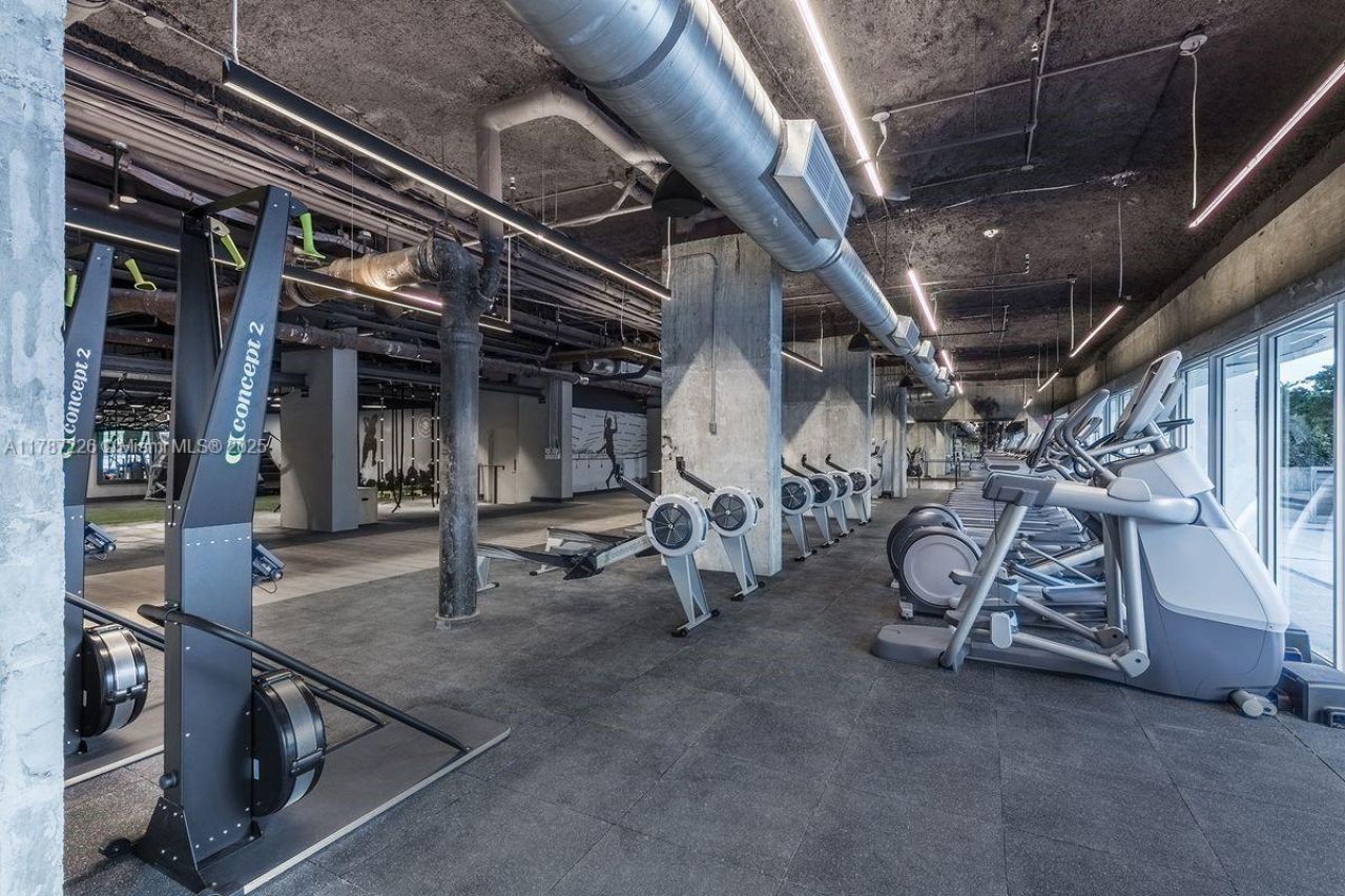 2301 Collins Av, Unit 1221, Miami Beach, FL 33139 Photo