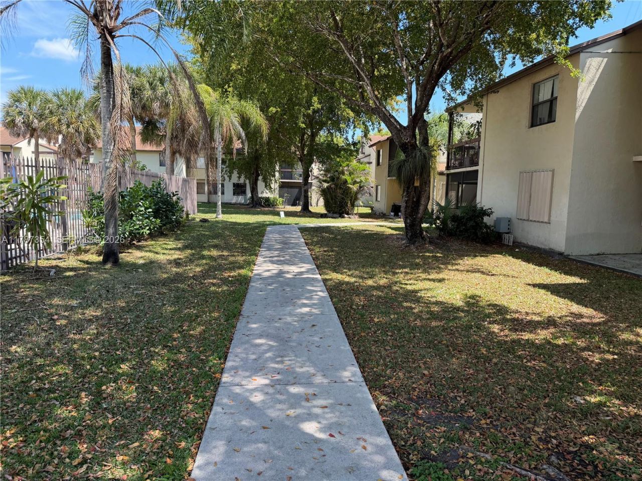 455 NW 210th St, Unit 204, Miami Gardens, FL 33169 Photo