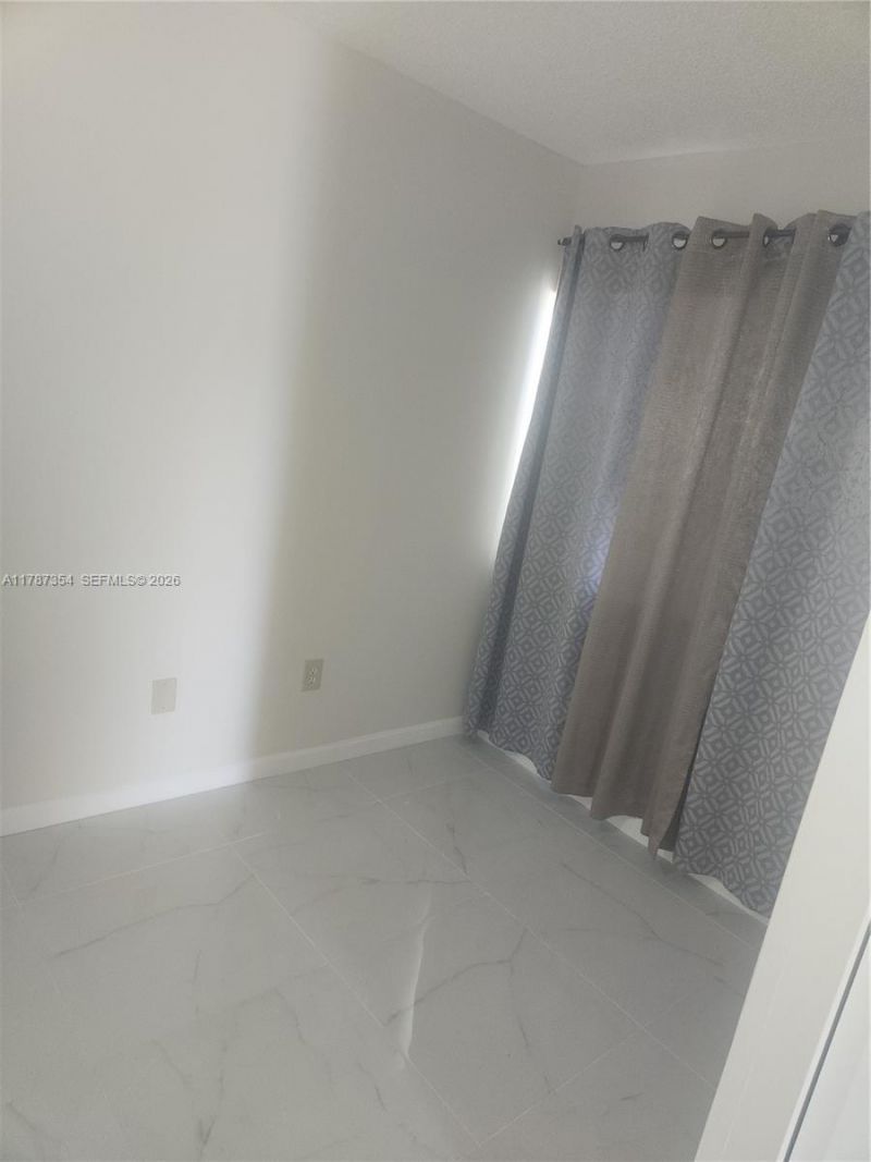 455 NW 210th St, Unit 204, Miami Gardens, FL 33169 Photo