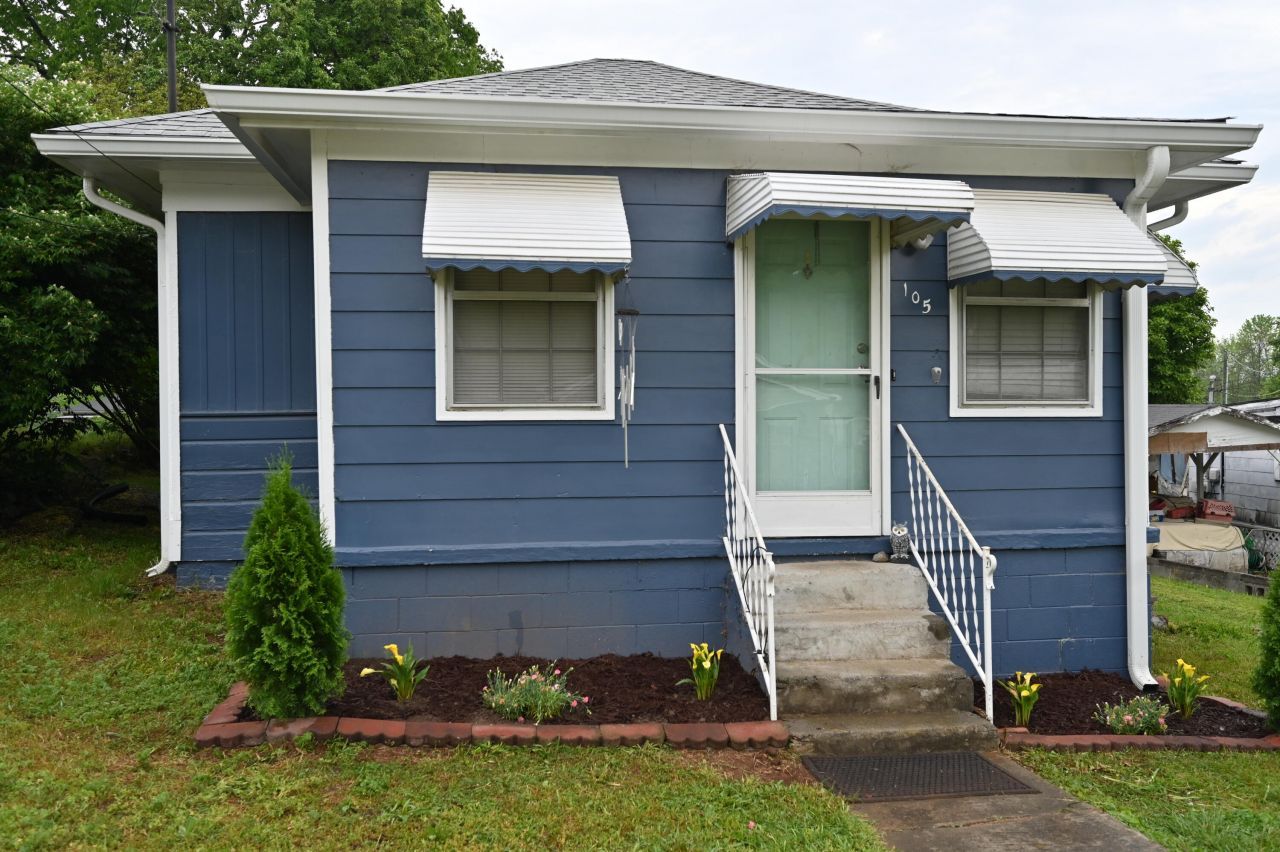 105 Elm Street, Rossville, GA 30741 Main Photo