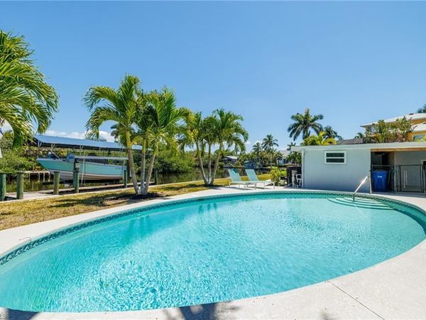 27246 Patrick ST, BONITA SPRINGS, FL 34135