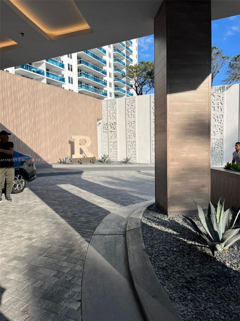 2301 Collins Ave, Unit 628, Miami Beach, FL 33139 Photo