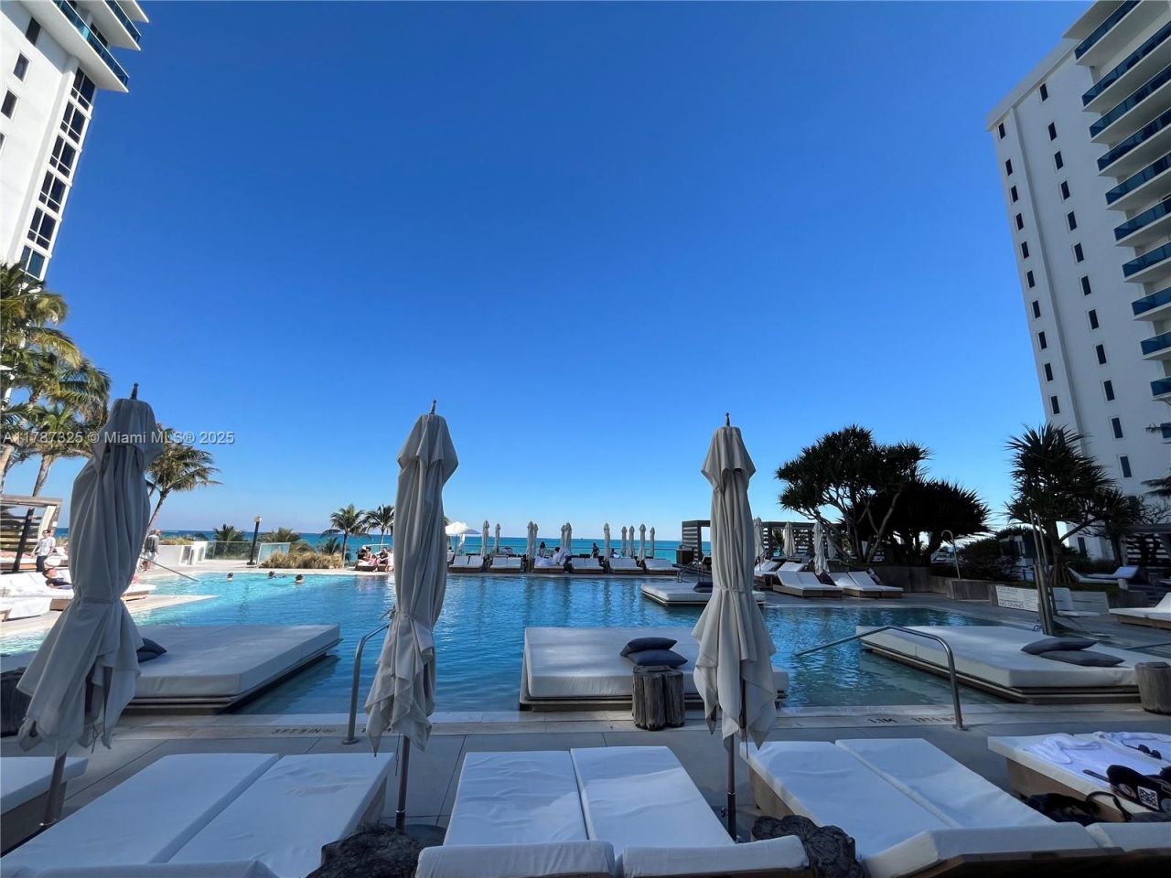 2301 Collins Ave, Unit 628, Miami Beach, FL 33139 Photo