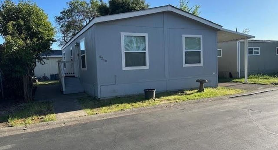 4210 Bunker Hill Ln, North Highlands, CA 95660 Photo
