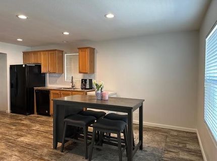 4210 Bunker Hill Ln, North Highlands, CA 95660 Photo