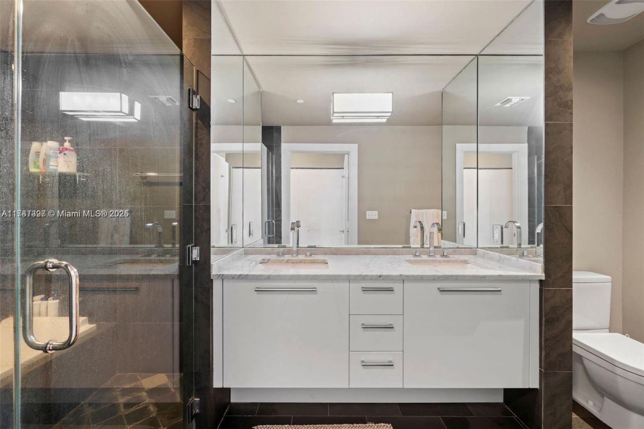 900 Biscayne Blvd, Unit 2410, Miami, FL 33132 Photo