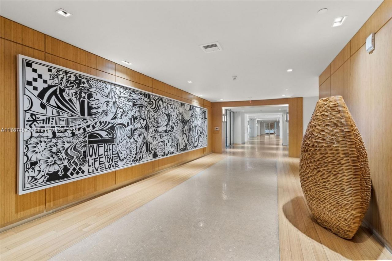 900 Biscayne Blvd, Unit 2410, Miami, FL 33132 Photo