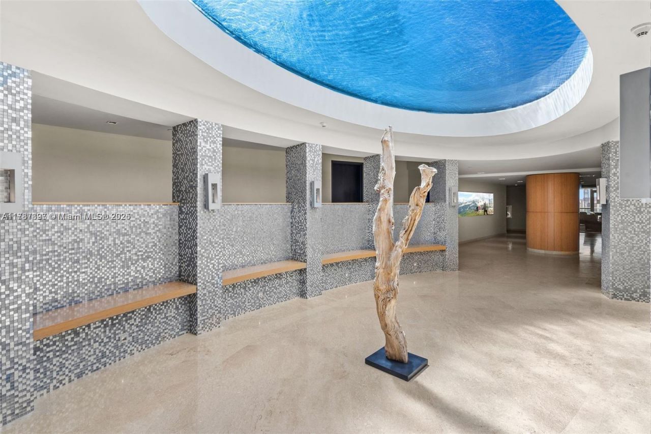 900 Biscayne Blvd, Unit 2410, Miami, FL 33132 Photo