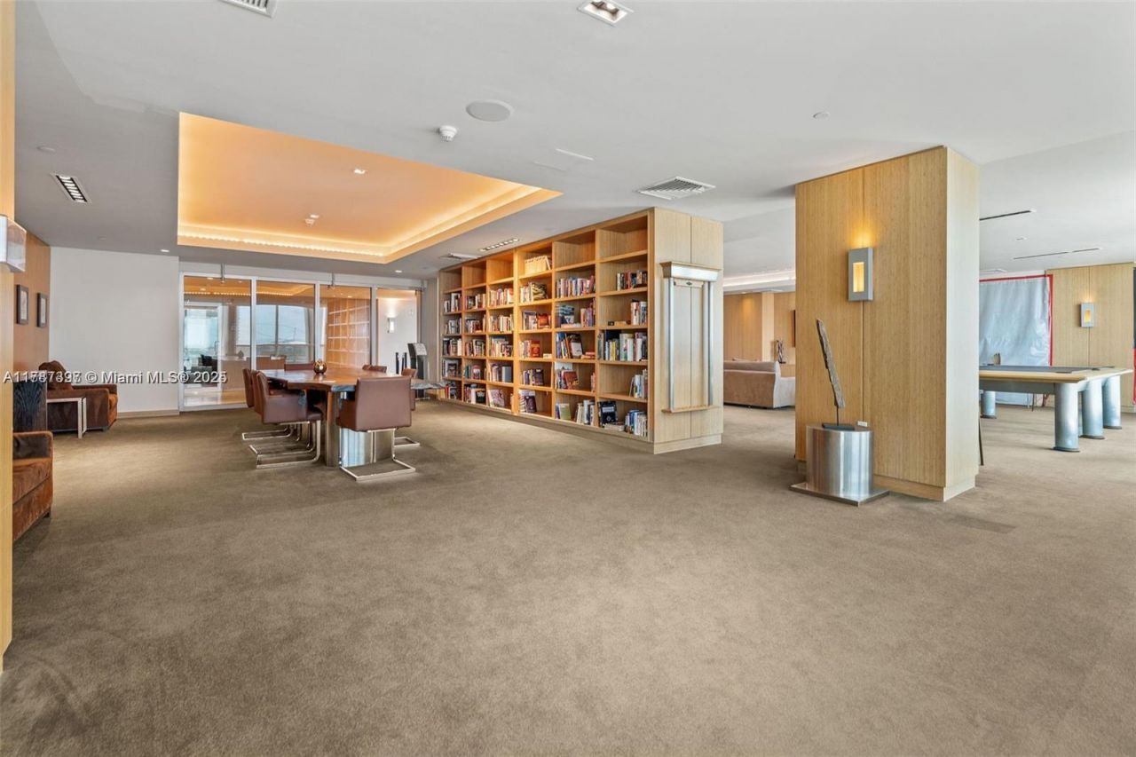 900 Biscayne Blvd, Unit 2410, Miami, FL 33132 Photo