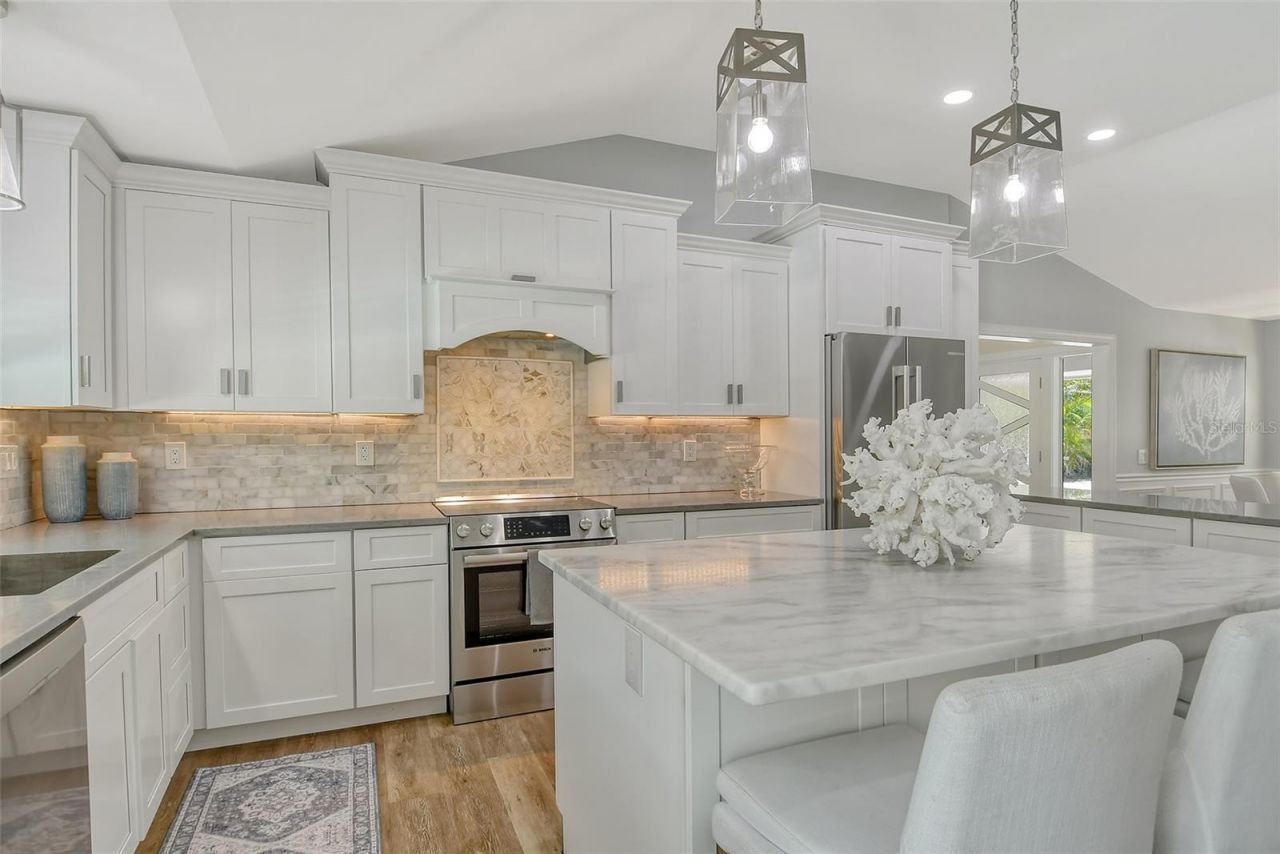 4852 Featherbed Lane, Sarasota, FL 34242 Photo