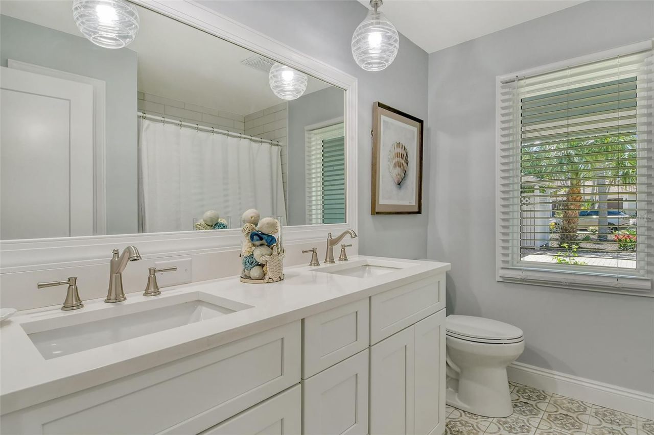 4852 Featherbed Lane, Sarasota, FL 34242 Photo