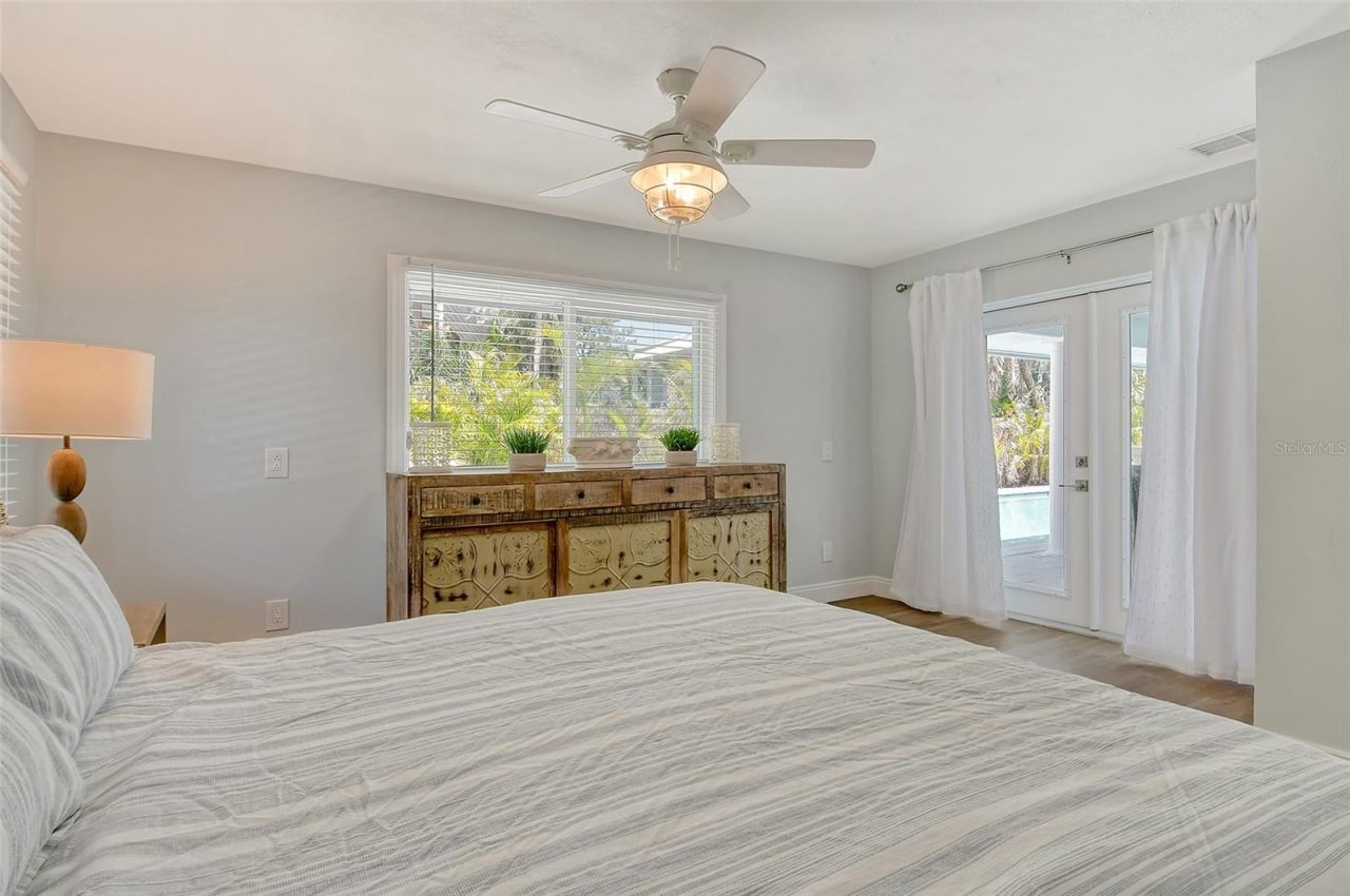 4852 Featherbed Lane, Sarasota, FL 34242 Photo
