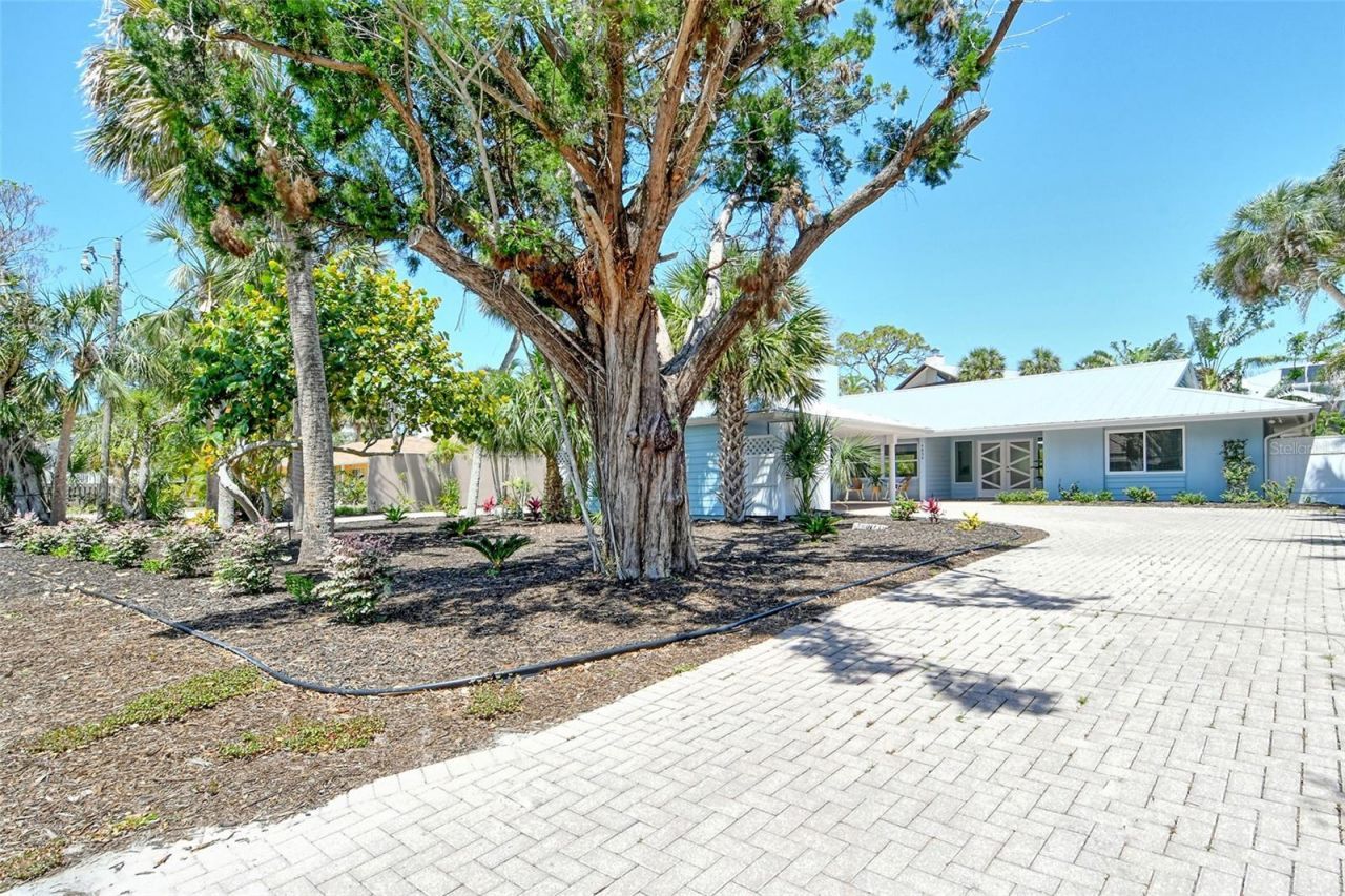 4852 Featherbed Lane, Sarasota, FL 34242 Photo