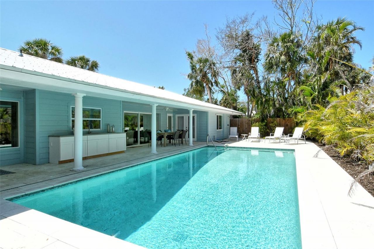 4852 Featherbed Lane, Sarasota, FL 34242 Photo