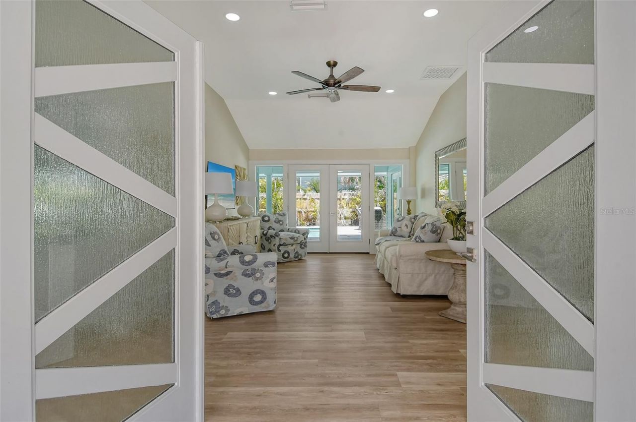 4852 Featherbed Lane, Sarasota, FL 34242 Photo