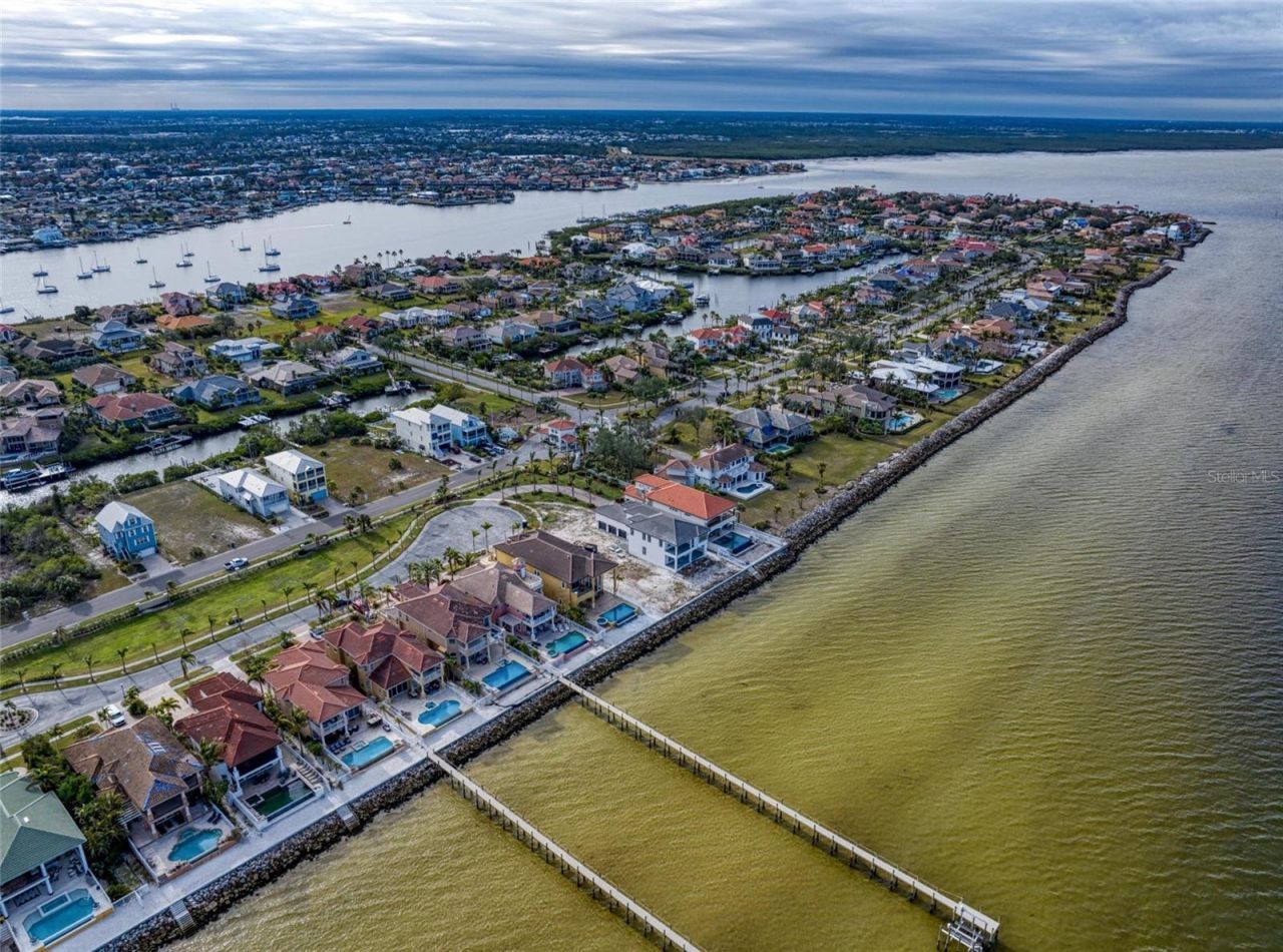 6408 Bright Bay Court, Apollo Beach, FL 33572 Photo