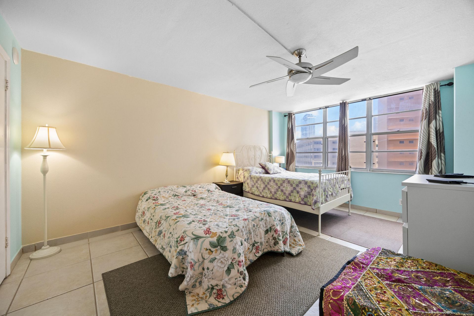 137 Golden Isles Drive, Unit 501, Hallandale Beach, FL 33009 Photo