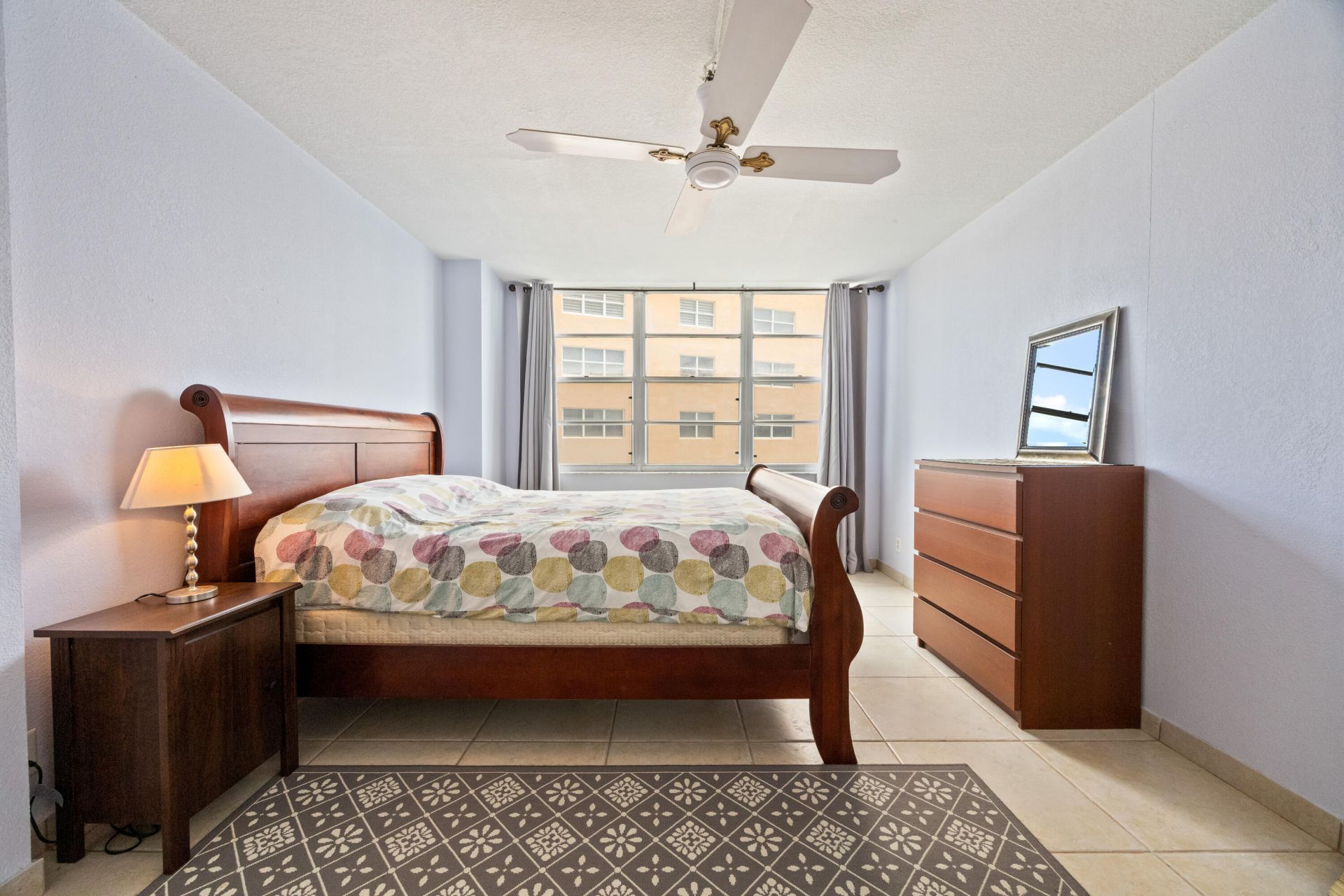 137 Golden Isles Drive, Unit 501, Hallandale Beach, FL 33009 Photo